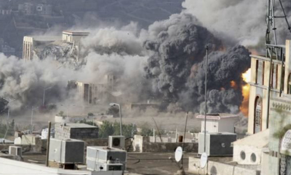 11 شخصا من أسرة يمنية واحدة استشهدوا بغارة للتحالف السعودي