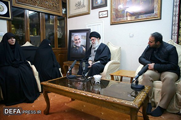 Leader's visit to family of martyr Gen. Soleimani