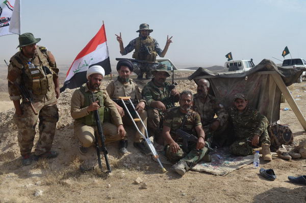 حضور طلبه‌های عراقی در عملیات آزادسازی منطقه الفتحه+ تصاویر