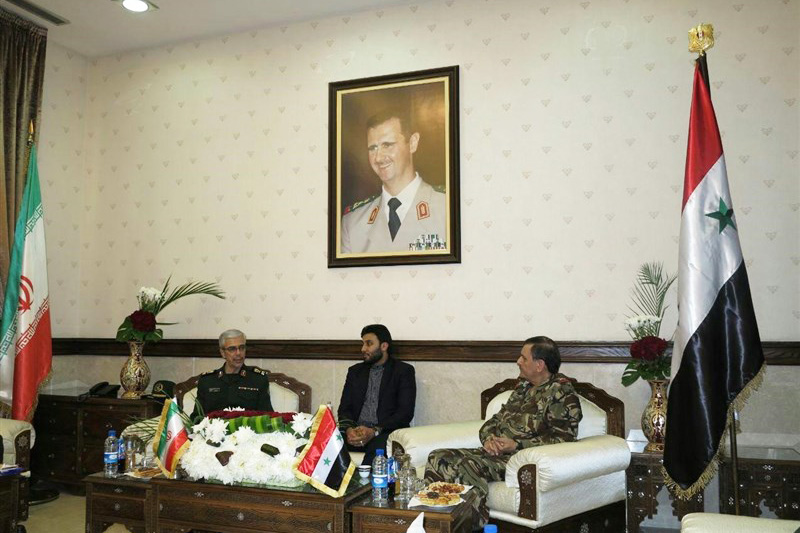 دیدار سرلشکر باقری با وزیر دفاع سوریه/ همکاری‌های نظامی تهران-دمشق تقویت می‌شود