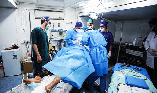 انجام 5 عمل جراحی در بیمارستان صحرایی سرپل ذهاب