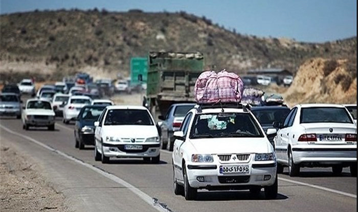 ممنوعیت تردد خودروهای شخصی در محورهای زلزله زده/ ترافیک پرحجم در ورودی استان خراسان رضوی