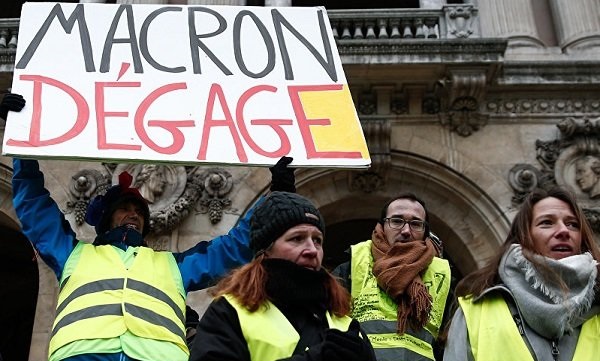 رسانه‌های فرانسه اعتراضات جلیقه زردها را سانسور می‌کنند