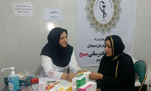 ارایه آموزش سلامت و ویزیت رایگان به شهروندان تهرانی