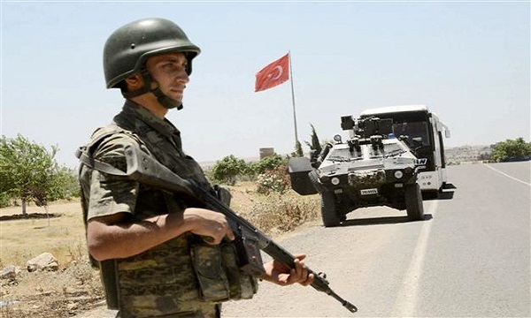 حملات شدید ترکیه به ارتش سوریه در شمال رقه