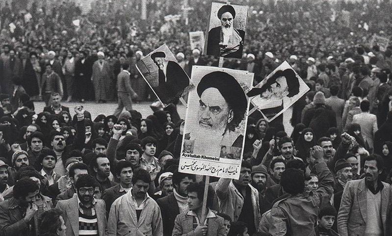 پیامد‌های ۱۰ گانه قیام ۱۹ دی ۱۳۵۶/ جهت دادن به هویت اصلی انقلاب اسلامی