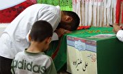 پیکر شهید مدافع حرم «علی علیزاده» به آغوش خانواده‌اش بازگشت+ تصاویر