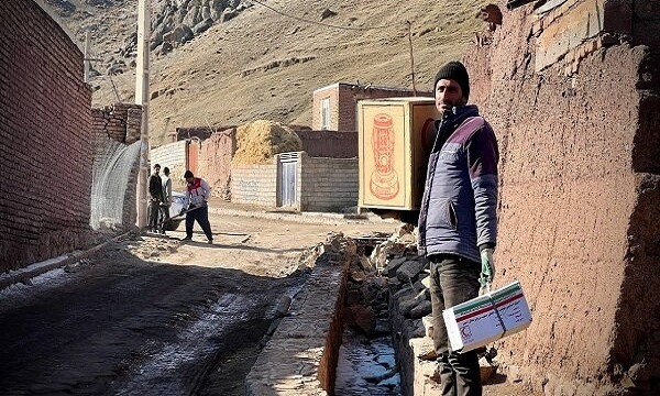 امدادرسانی قرارگاه جهادی شهید هریری به زلزله‌زدگان شهرستان خوی