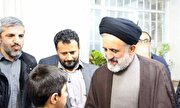 نماینده ولی فقیه در بنیاد شهید و امور ایثارگران با خانواده شهدای حادثه تروریستی کرمان دیدار کرد