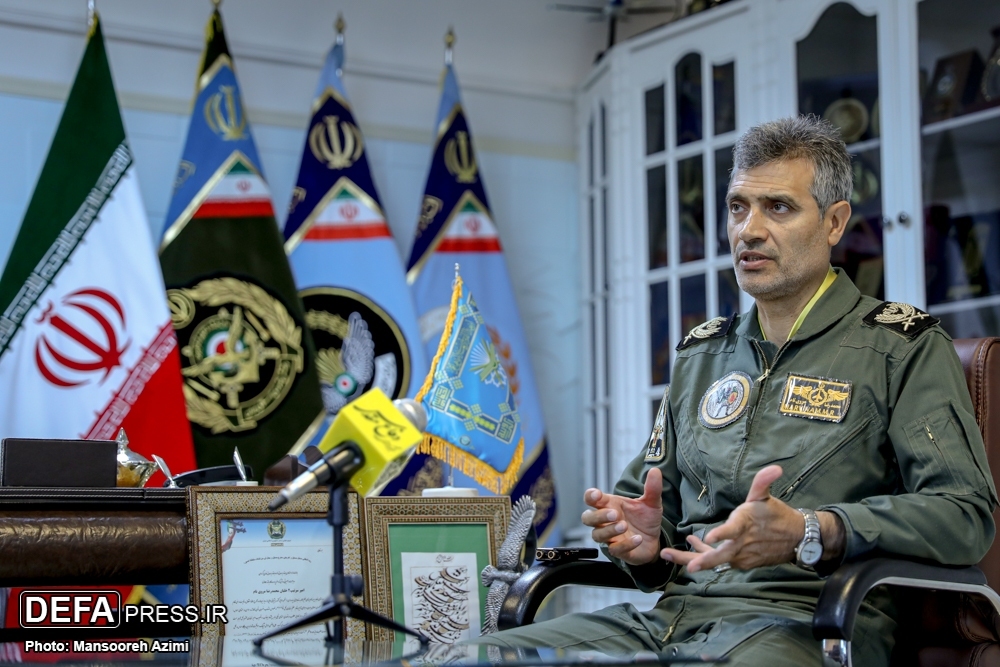 فرمانده دانشگاه شهید ستاری: تمامی هواپیما‌های بدون سرنشین‌مان شبیه ساز‌های بومی دارند/ تمامی هواپیما‌های بدون سرنشین‌مان شبیه ساز‌های بومی دارند