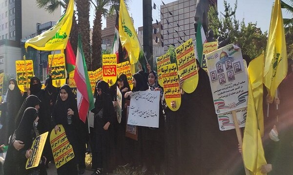 مسيرة جماهيرية في طهران للتنديد بجرائم الكيان الصهيوني